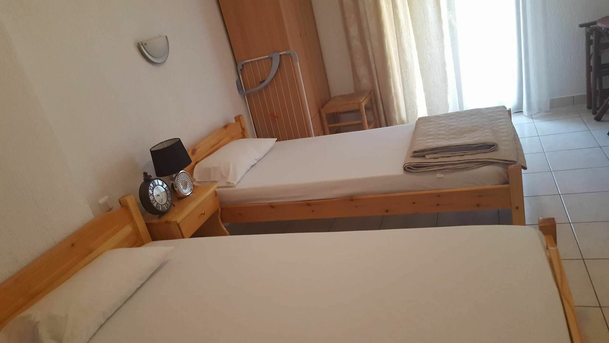 Mantos Rooms 1 Neo Klima Buitenkant foto